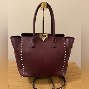 AUTHENTIC VALENTINO GARAVANI MEDIUM GRAINY CALFSKIN ROCKSTUD